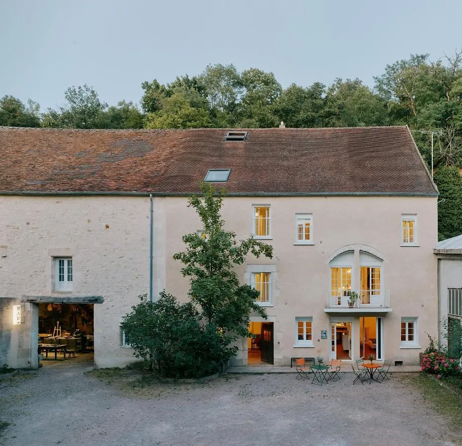 5 Hôtels Malins pour Voyageur Solo en Bourgogne
